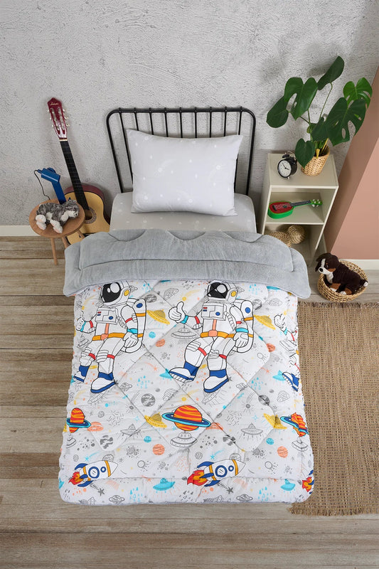 Winter Quilt space rocket